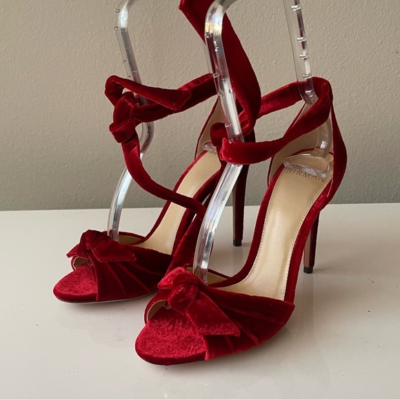 BIRMAN Velvet Red Shoes Size 6.5 - Picture 2 of 11